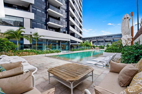 Ruby Building - Self Contained, Privately Managed Apartments - Mackay Tourism 0