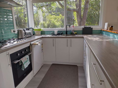 Sanders Beach House - Mackay Tourism 2