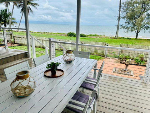 Saunders Beach Holiday House - Mackay Tourism 0