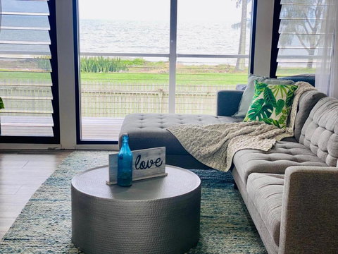 Saunders Beach Holiday House - Mackay Tourism 1