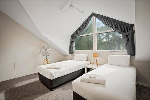 Sandblu: Resort Villa On The Beach - Mackay Tourism 1