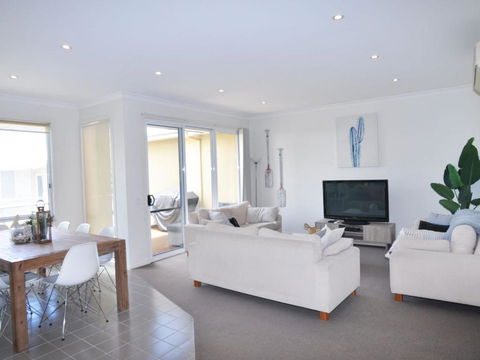 Sandpiper 3 - Close To Town And Beach - Mackay Tourism 1