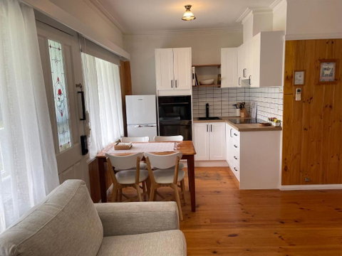 Sandpiper - Charming Beach Villa - Mackay Tourism 2