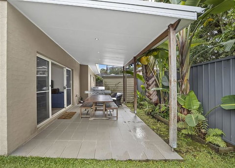 Sawtell Swells - Mackay Tourism 0