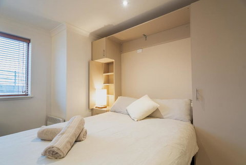 Schnapps 1 - Mackay Tourism 0