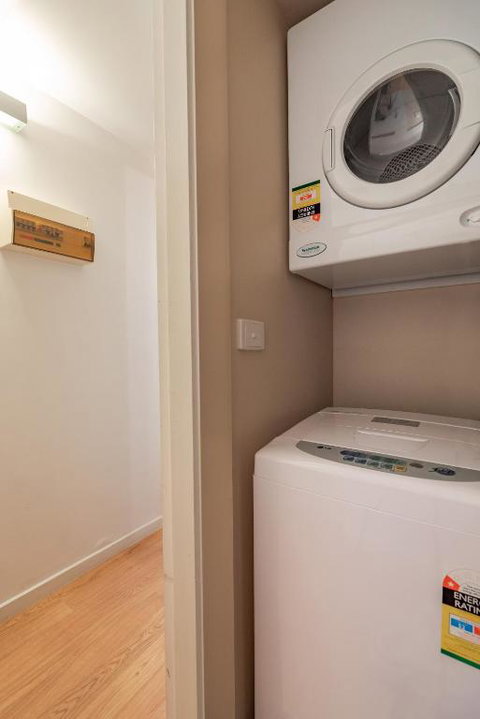 Schnapps 1 - Mackay Tourism 3