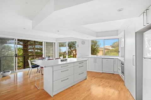 Sea Breeze - Mackay Tourism 2