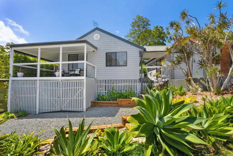 Sea Haven Furry Friends Welcome - Mackay Tourism 3