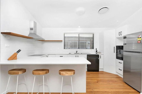 Sea Haven Furry Friends Welcome - Mackay Tourism 2