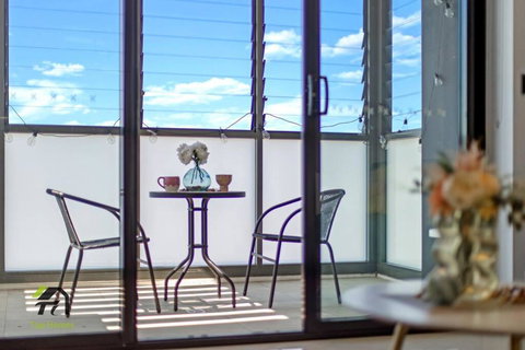 Sea-view And City-view Palace In Hurstville - Mackay Tourism 2