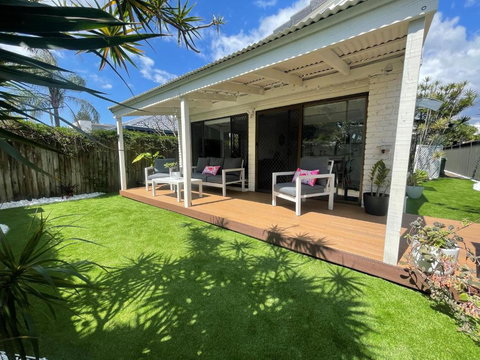 Seabreeze Villa On Mermaid Beach/ Broadbeach - Mackay Tourism 1