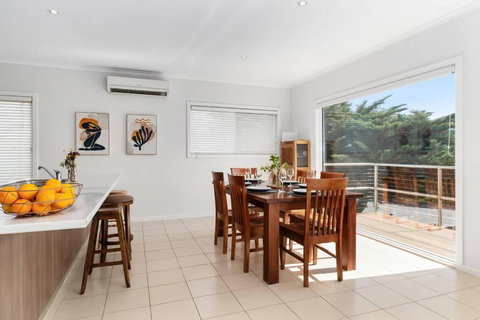 Seaford Beach Bay View & Pets - Mackay Tourism 3