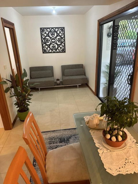 Self Contained Granny Flat - 2 BR - Mackay Tourism 2