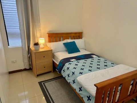 Self Contained Granny Flat - 2 BR - Mackay Tourism 3