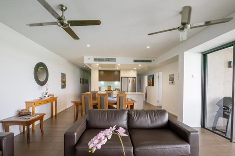 Serenity Neptuna - 3brm Luxury At Darwin Waterfront - Mackay Tourism 1