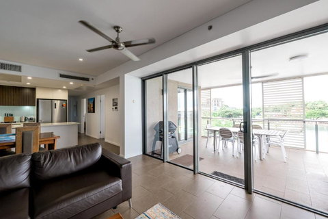 Serenity Neptuna - 3brm Luxury At Darwin Waterfront - Mackay Tourism 2