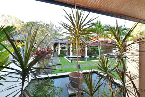 Seascape Holidays Villa 8 Surya - Mackay Tourism 0