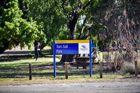 Seaside Rosebud Home With Garden Alfresco - Mackay Tourism 3