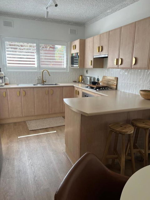 Seaside Villa Steps To Beach, Cafes, Boutiques - Mackay Tourism 3