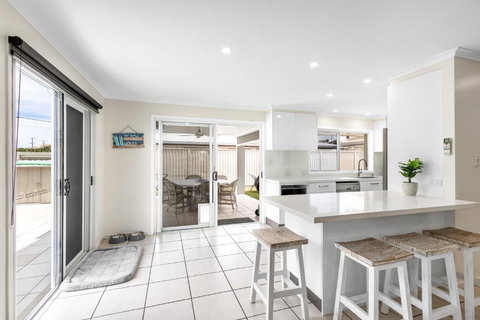 Seatides Mooloolaba - Mackay Tourism 2