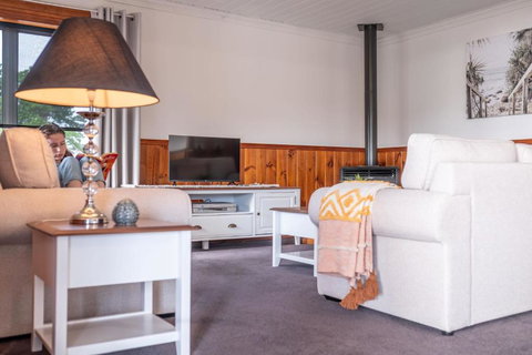 Seaview Apartment - Tidelines Of Bicheno - Mackay Tourism 1