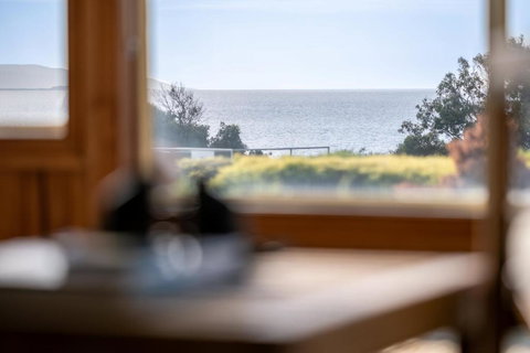 Seaview Apartment - Tidelines Of Bicheno - Mackay Tourism 2