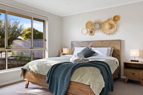 Seednest Barossa Family Retreat - Mackay Tourism 0