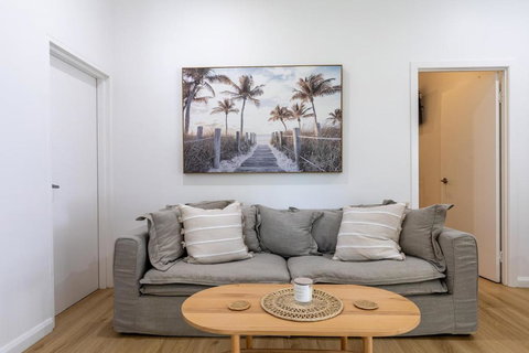 Selah In Agnes Water - Mackay Tourism 1