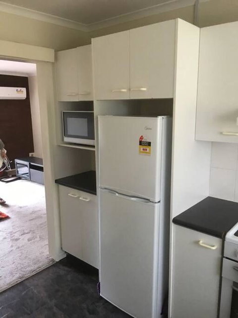 Self Contained 2 Bedroom Unit - Mackay Tourism 3