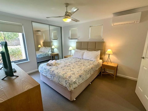 Seventy At Cape View Resort - Mackay Tourism 1