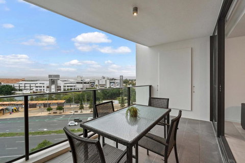 Sierra Grand In Broadbeach - Self Contained & Privately Managed - Wow Stay - Mackay Tourism 1