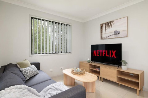 Smart Suites Self Check-in Apartments - Freney Park Disk Golf Course - Mackay Tourism 2