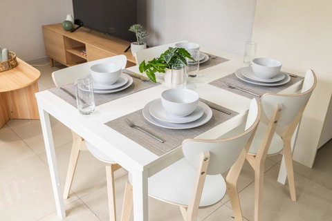 Smart Suites Self Check-in Apartments - Freney Park Disk Golf Course - Mackay Tourism 3