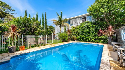 Shoal Bay Riggers - 7 Rigney St, Shoal Bay - Mackay Tourism 0