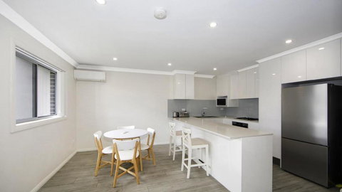 Shoreline Retreat Booker Bay - Mackay Tourism 2