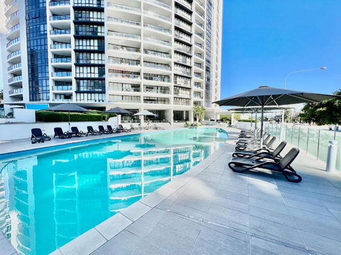 Sierra Grand 802 - Mackay Tourism 0