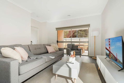 Spacious & Accessibly Friendly 3BR Home In Darley - Mackay Tourism 0
