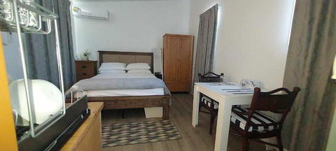 Studio Apartment - Mackay Tourism 1