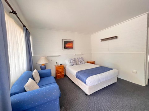 Sturt Motel Balranald - Mackay Tourism 0