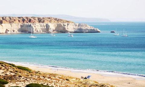 SUNSET CLIFFS Luxury Stay At Maslin Beach - Mackay Tourism 0