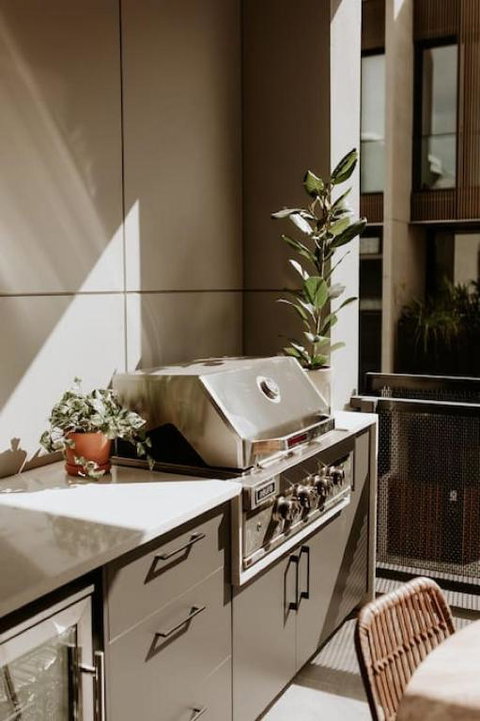 SYLO Luxury Apartments - LVL 2 - Mackay Tourism 1