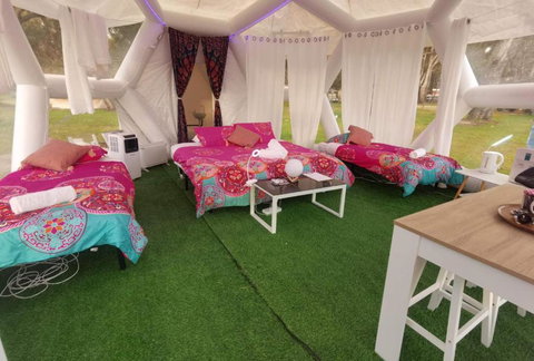 Taj Mahal Upgraded Hex Bubble - Mackay Tourism 2