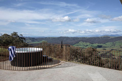 The Bella Vista By Mt Bellevue - Mackay Tourism 3