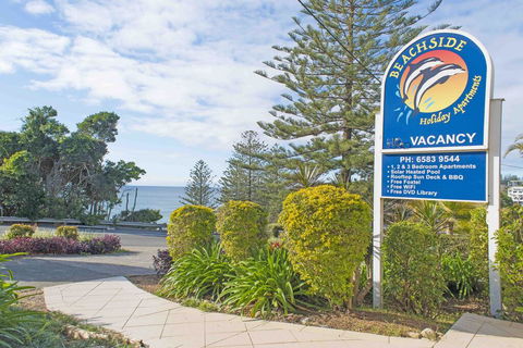 Beachside Holiday Apartments - Mackay Tourism 1