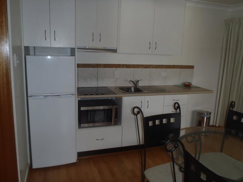Beachside Holiday Units - Mackay Tourism 2