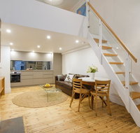 Beachside luxury loft apartment - Mackay Tourism