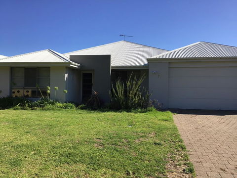 Beachwood House - Broadwater - Mackay Tourism 1
