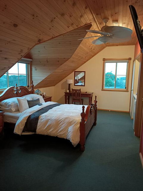 Beaumaris Beach Guest House - Mackay Tourism 3