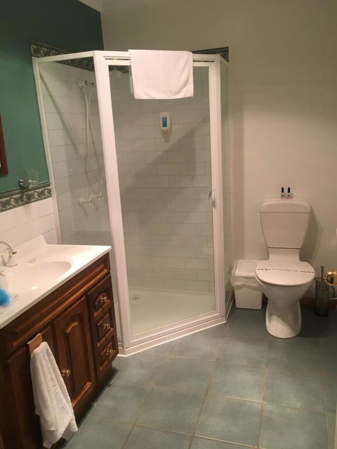 Beaumaris Beach Guest House - Mackay Tourism 2