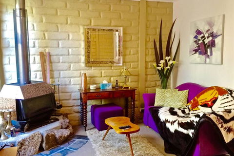 BEAUTIFUL RETREAT - 20 Mins To CBD And Only 10 Mins To MONA! - Mackay Tourism 2
